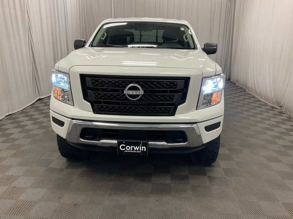 Used 2023 Nissan Titan SV w/ Accessory Utility Package image 7