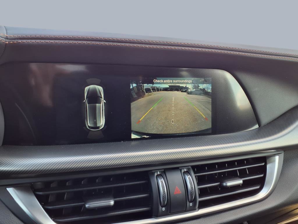 New 2025 Alfa Romeo Stelvio Sprint image 10