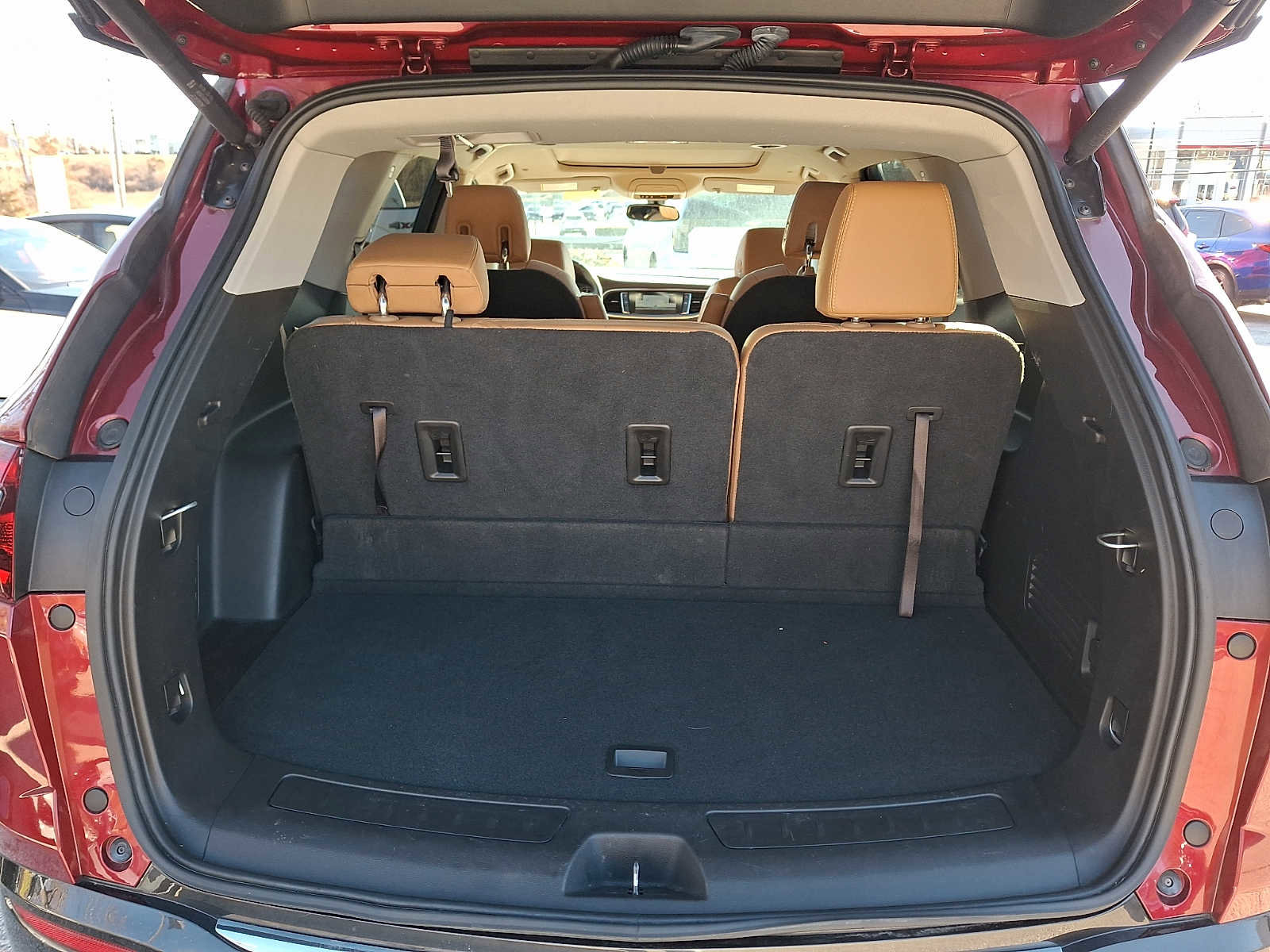 Used 2018 Buick Enclave Essence w/ LPO, Hit The Road Package image 31