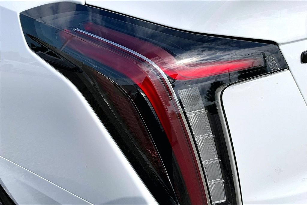 Certified 2024 Cadillac CT5 V Blackwing w/ Parking Package RWD image 32
