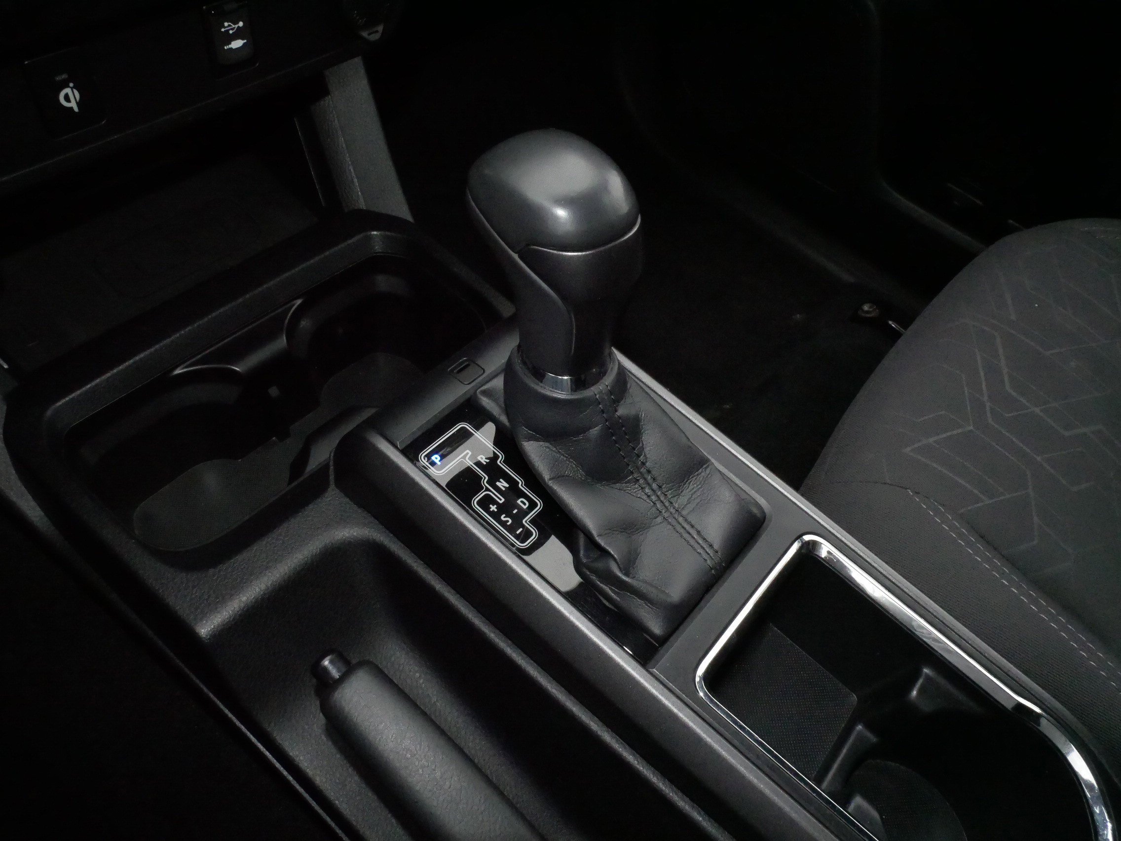 Used 2017 Toyota Tacoma TRD Off-Road w/ Tow Package (A/T) image 24