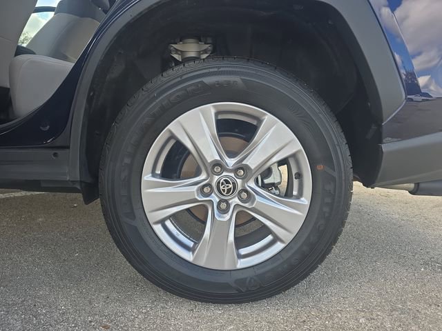 Certified 2025 Toyota RAV4 XLE image 34