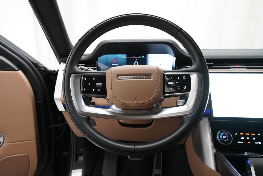 Used 2023 Land Rover Range Rover SE image 4