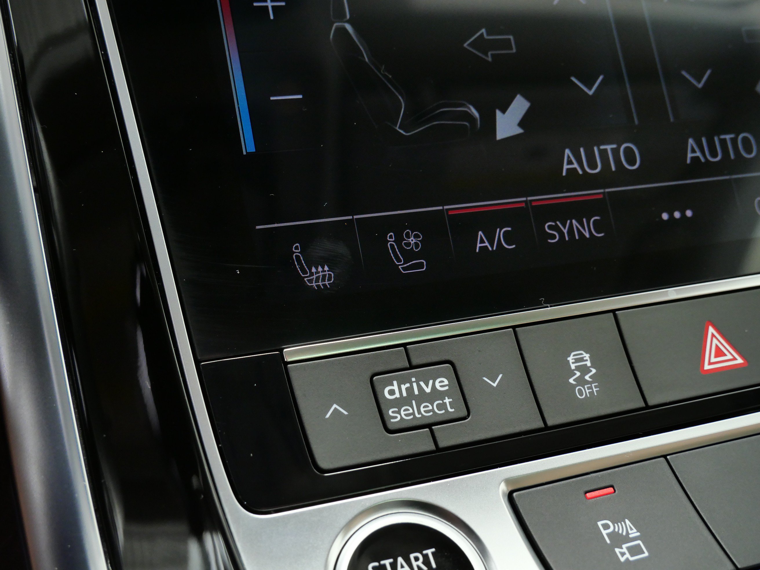 Used 2023 Audi Q8 Premium Plus w/ Premium Plus Package AWD/4WD image 28