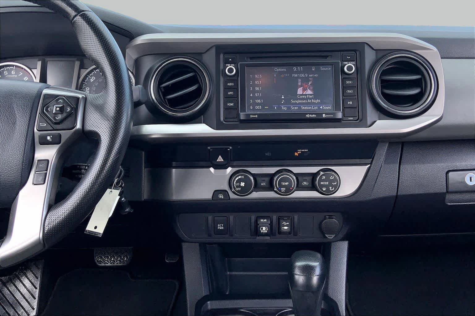 Used 2019 Toyota Tacoma SR5 RWD image 7