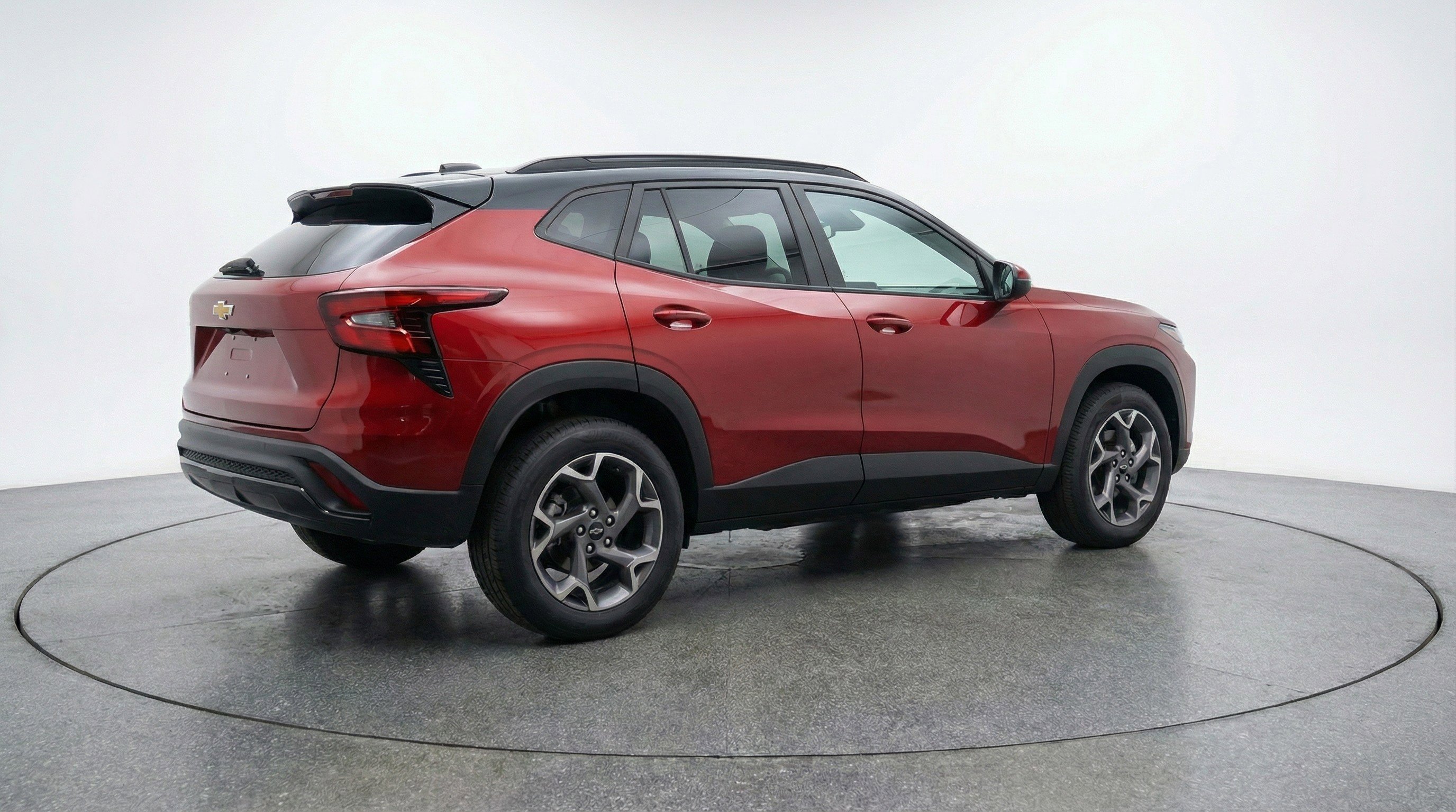 Used 2025 Chevrolet Trax LT w/ LT Convenience Package image 9