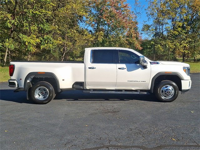 Used 2020 GMC Sierra 3500 Denali w/ Denali Ultimate Package image 11