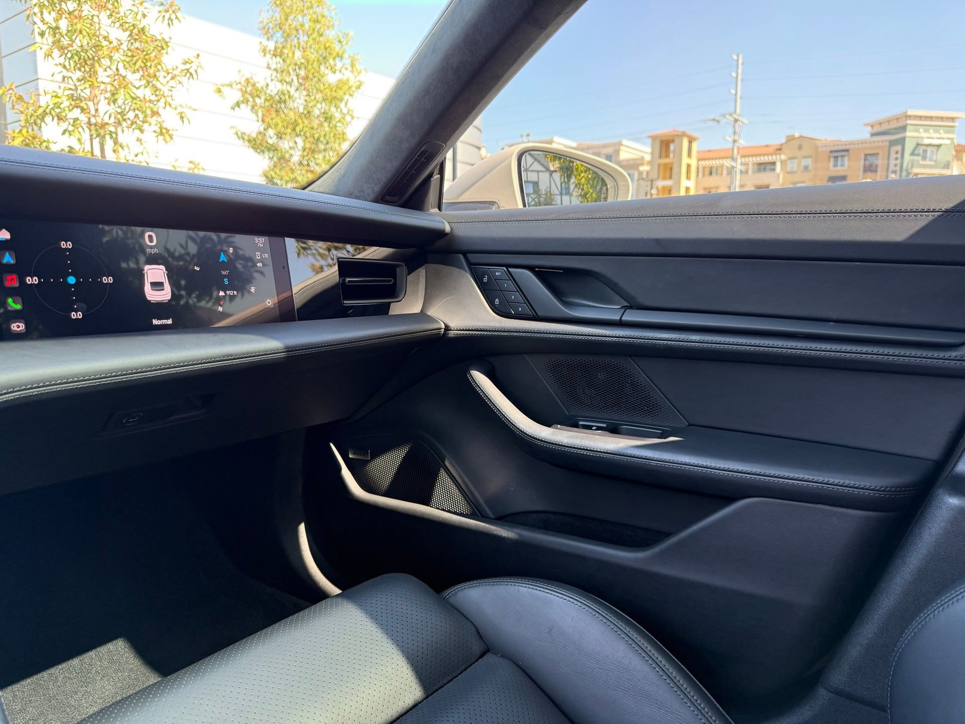 Certified 2022 Porsche Taycan GTS AWD/4WD image 22