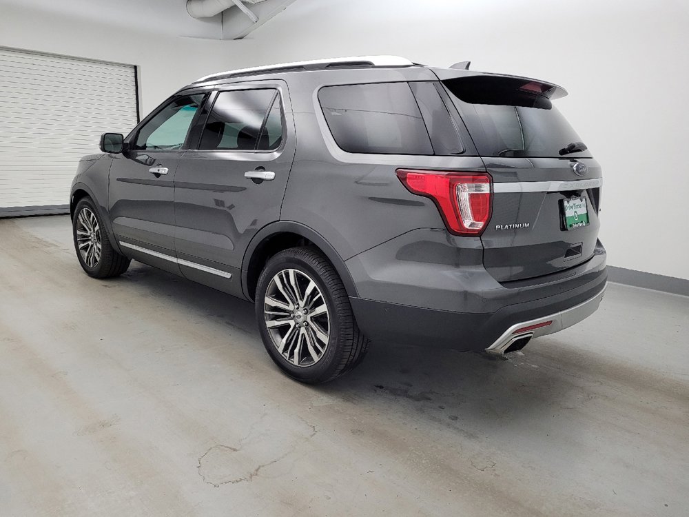 Used 2017 Ford Explorer Platinum AWD/4WD image 3