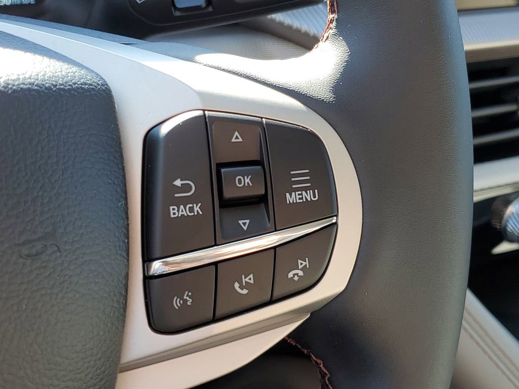 New 2026 Ford Explorer Active w/ Active Comfort Package image 16
