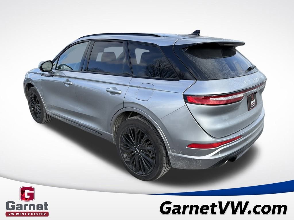 Used 2023 Lincoln Corsair Reserve w/ Equipment Group 202A image 3