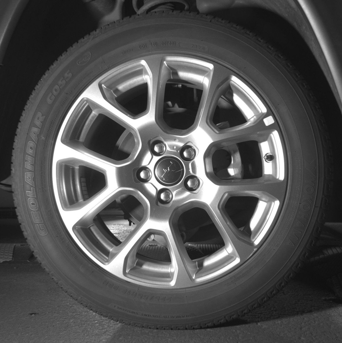 Used 2025 Jeep Compass Limited image 15