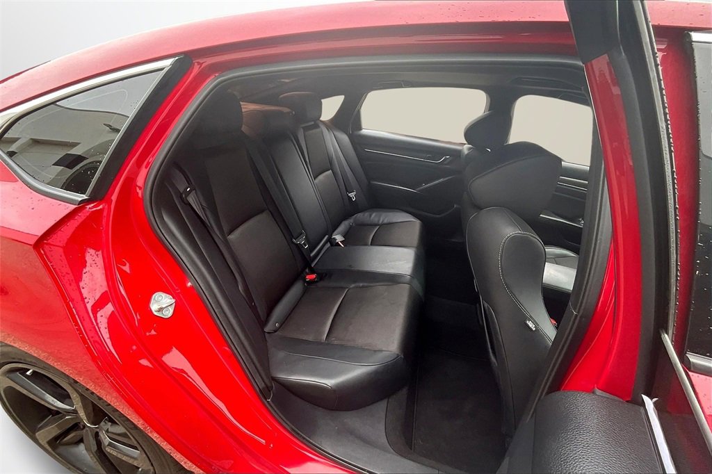 Used 2018 Honda Accord Sport image 23