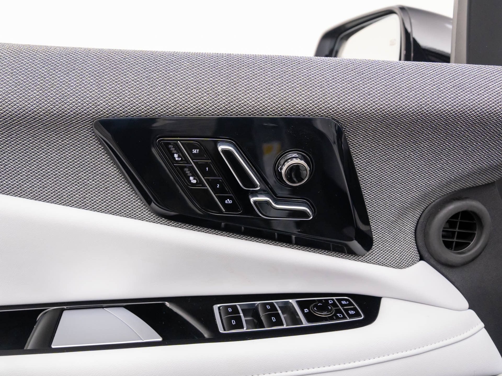 New 2026 Cadillac Optiq Luxury 1 AWD/4WD image 17