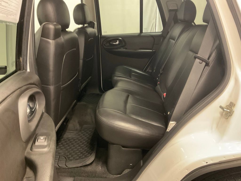 Used 2008 Chevrolet TrailBlazer LT AWD/4WD image 31