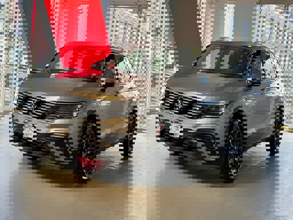 Certified 2024 Volkswagen Tiguan SE w/ Panoramic Sunroof Package