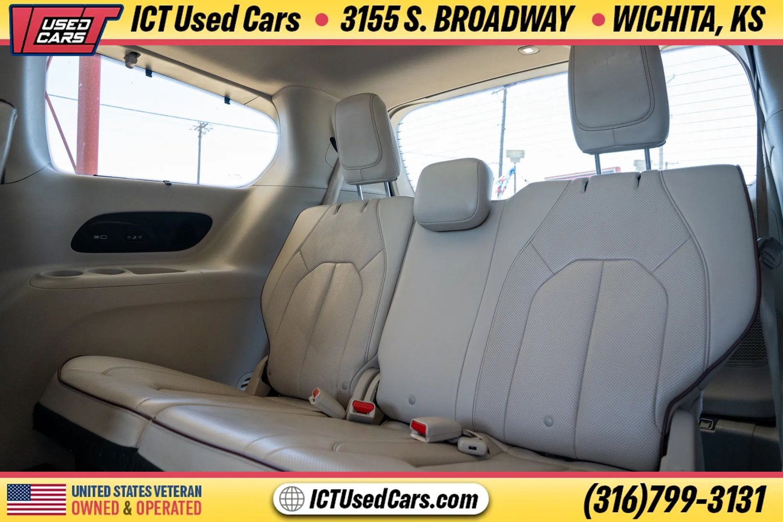 Used 2020 Chrysler Pacifica Limited FWD image 16
