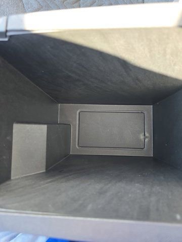 Used 2023 Chevrolet Equinox LT image 34