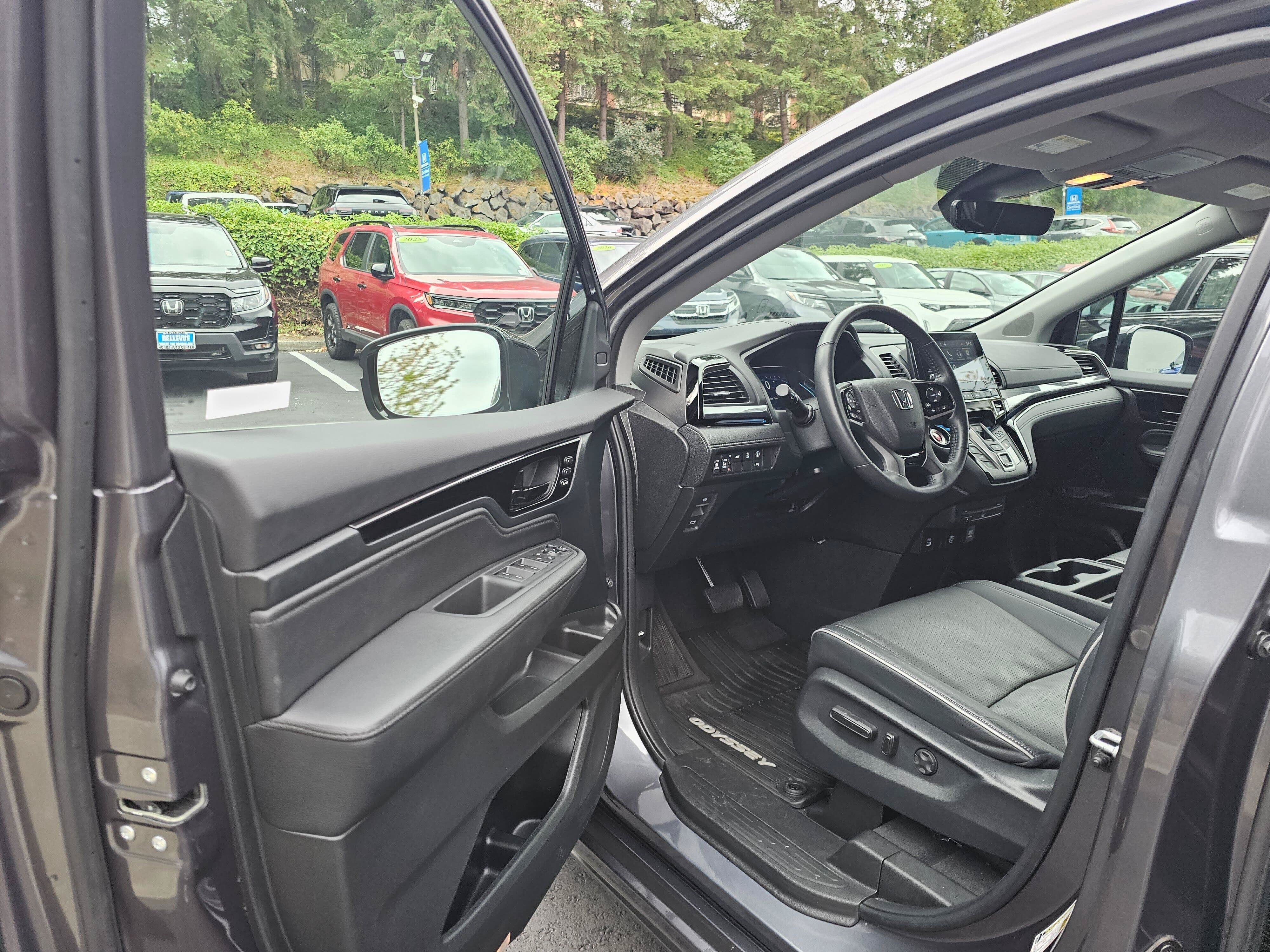 Certified 2023 Honda Odyssey Elite image 23