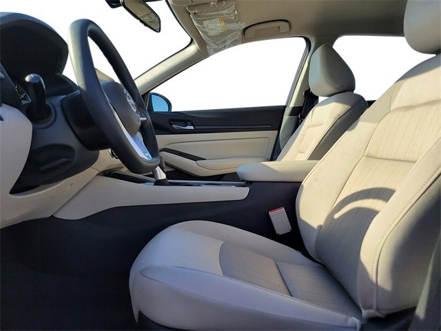 New 2025 Nissan Altima 2.5 SV image 24