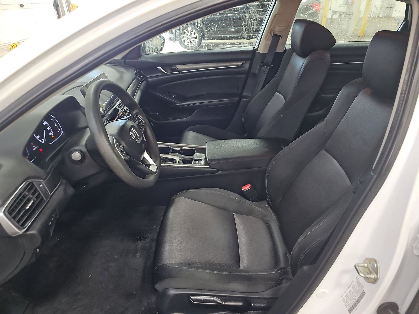 Used 2019 Honda Accord LX image 10