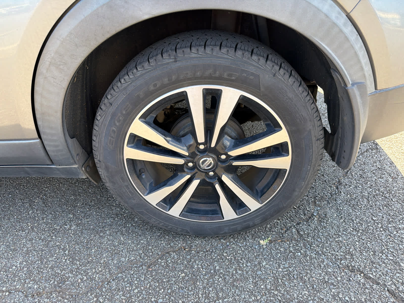 Used 2018 Nissan Kicks SV FWD image 5
