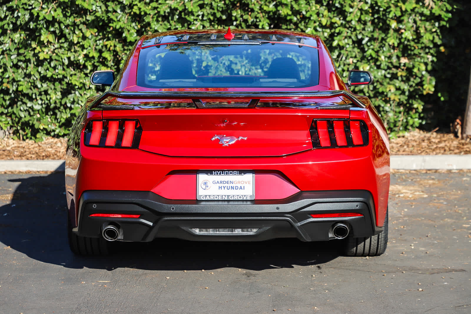 Used 2024 Ford Mustang Coupe RWD image 7