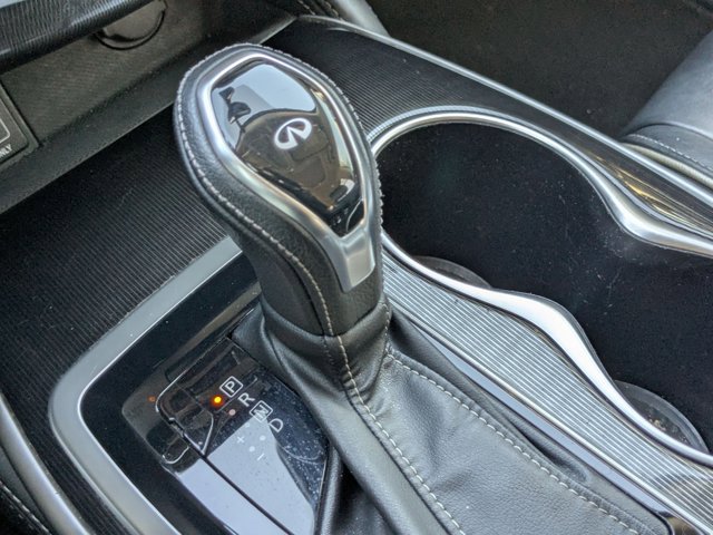 Used 2020 INFINITI QX60 Luxe w/ Essential Package image 12