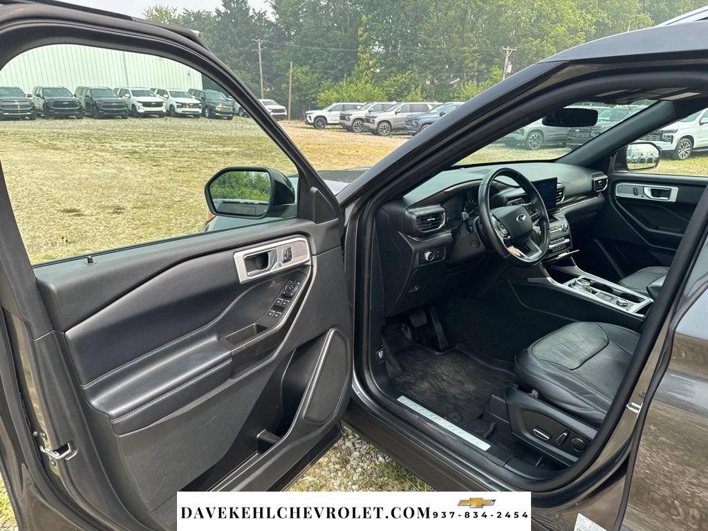 Used 2020 Ford Explorer Limited AWD/4WD image 9