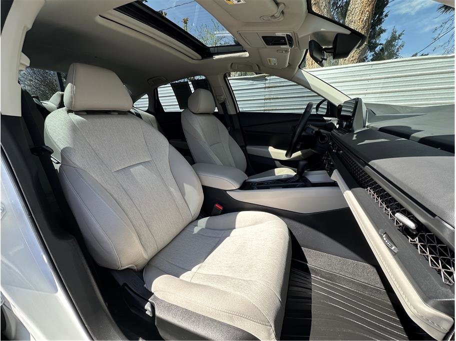 Used 2023 Honda Accord EX image 4