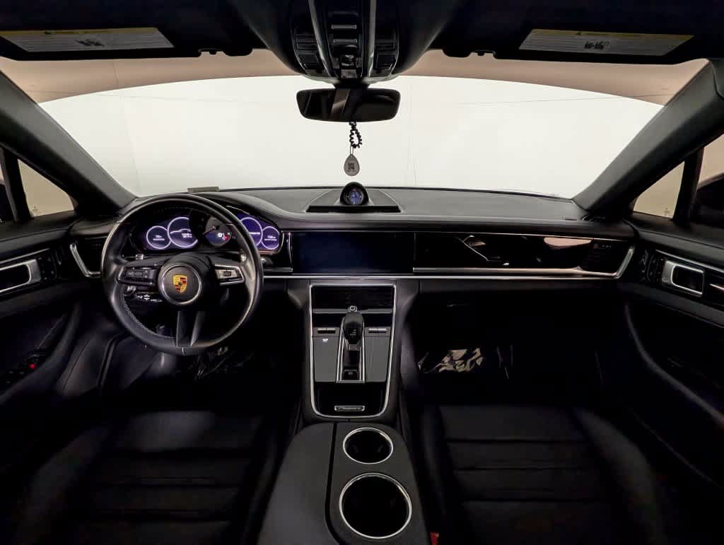 Used 2021 Porsche Panamera RWD image 20