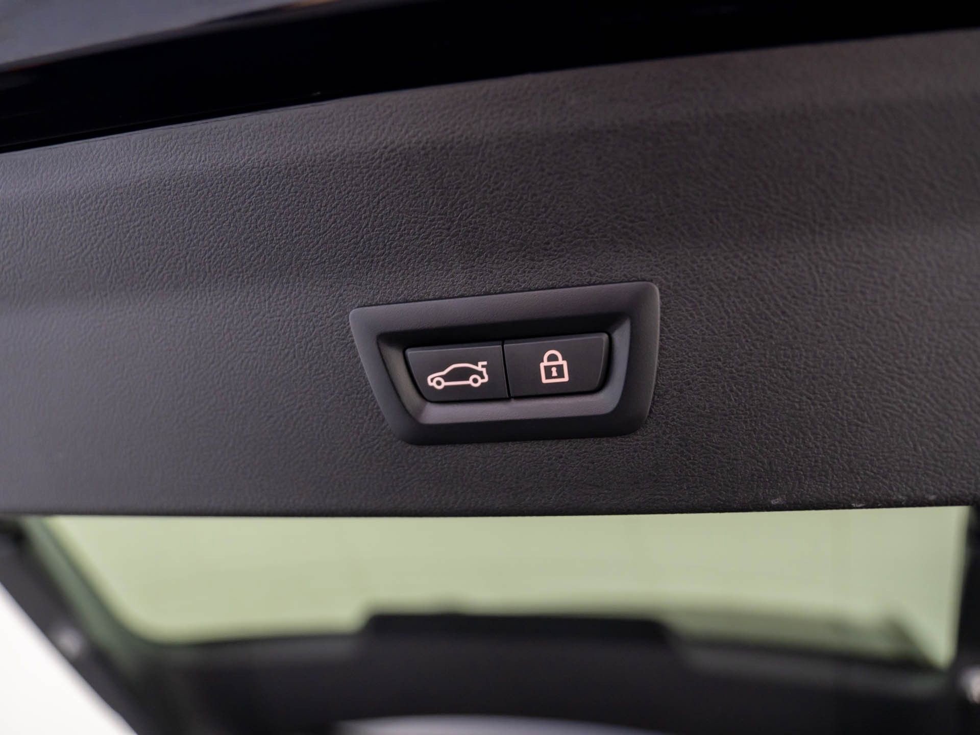 Used 2023 BMW X4 M w/ Competition Package image 39