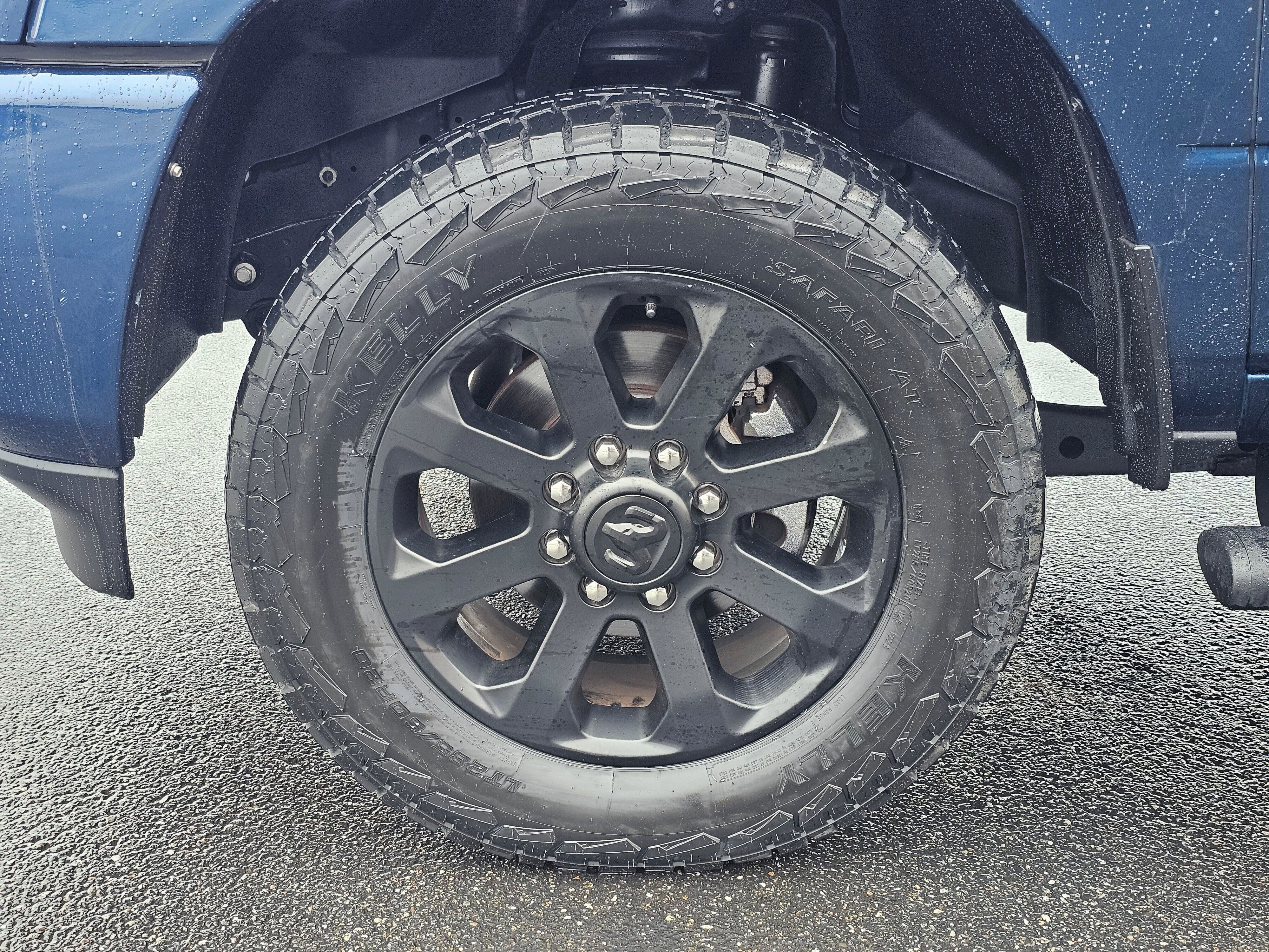 Used 2022 RAM 3500 Big Horn w/ Night Edition image 8