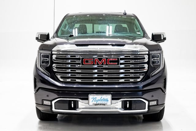 Used 2023 GMC Sierra 1500 Denali w/ Denali Reserve Package AWD/4WD image 4