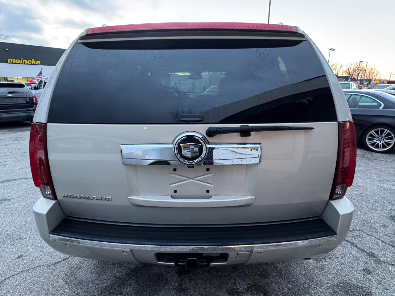 Used 2007 Cadillac Escalade AWD w/ Information Package image 6