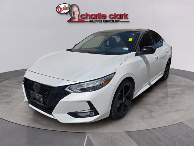 Certified 2022 Nissan Sentra SR w/ Midnight Edition FWD image 1