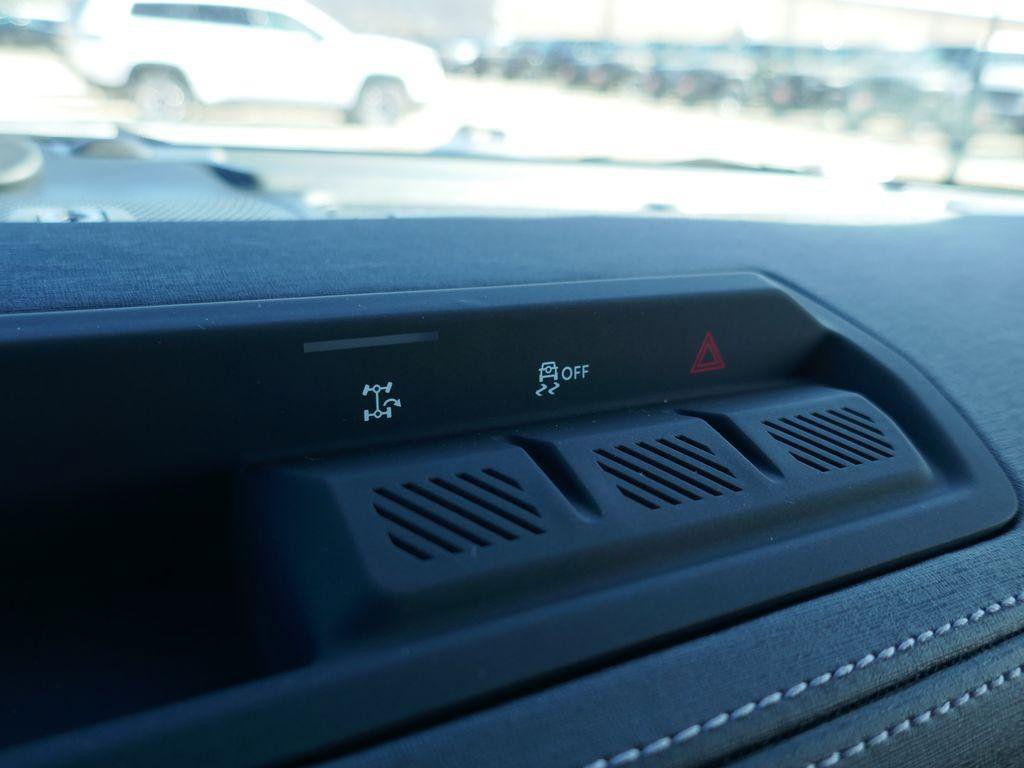 New 2026 Ford Bronco Outer Banks image 23