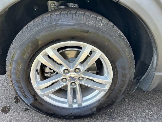 Used 2022 Ford Explorer XLT RWD image 50