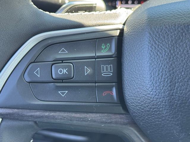 Certified 2023 Jeep Grand Cherokee Limited w/ Black Appearance Package image 23