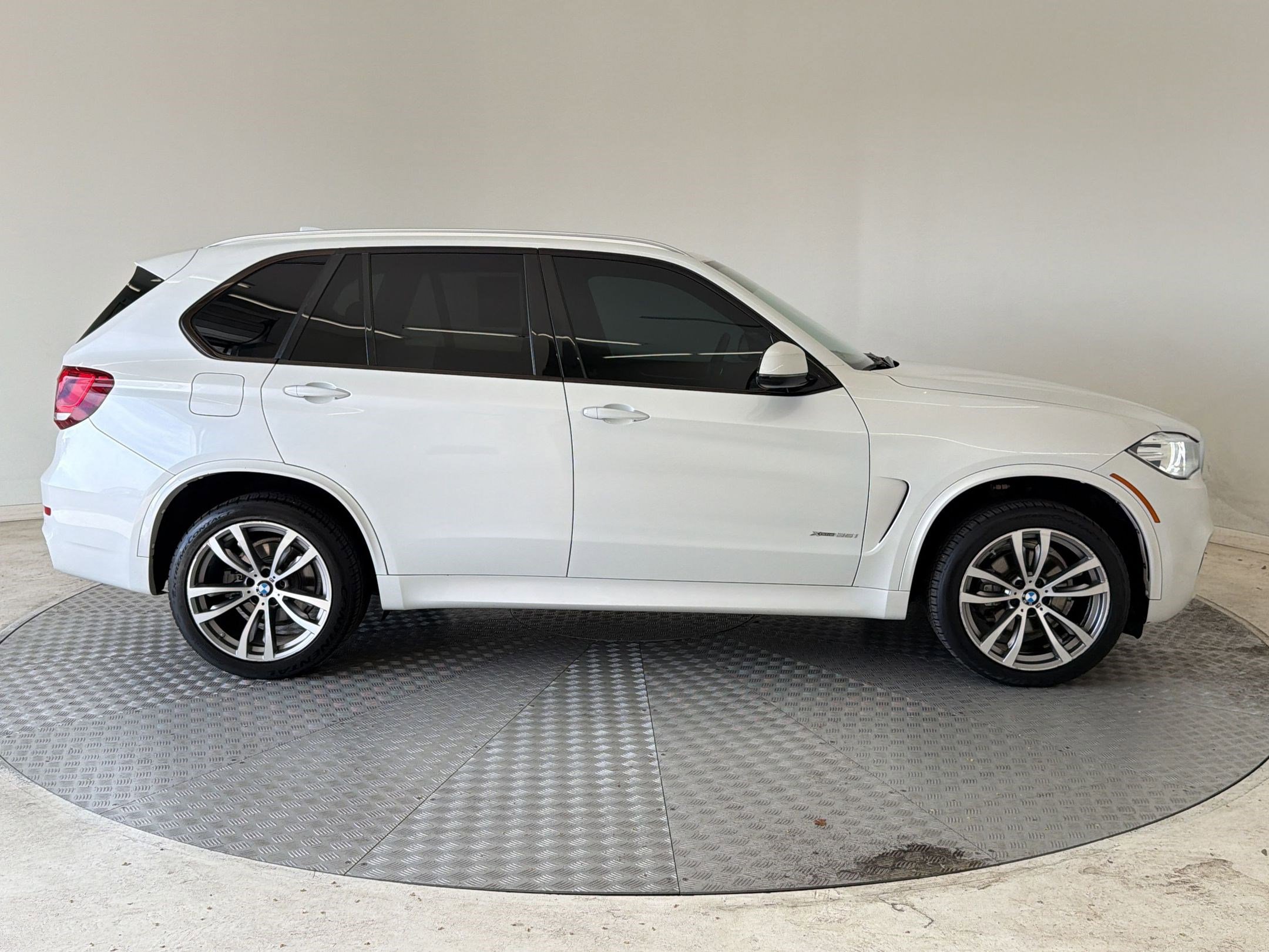 Used 2015 BMW X5 xDrive35i image 8