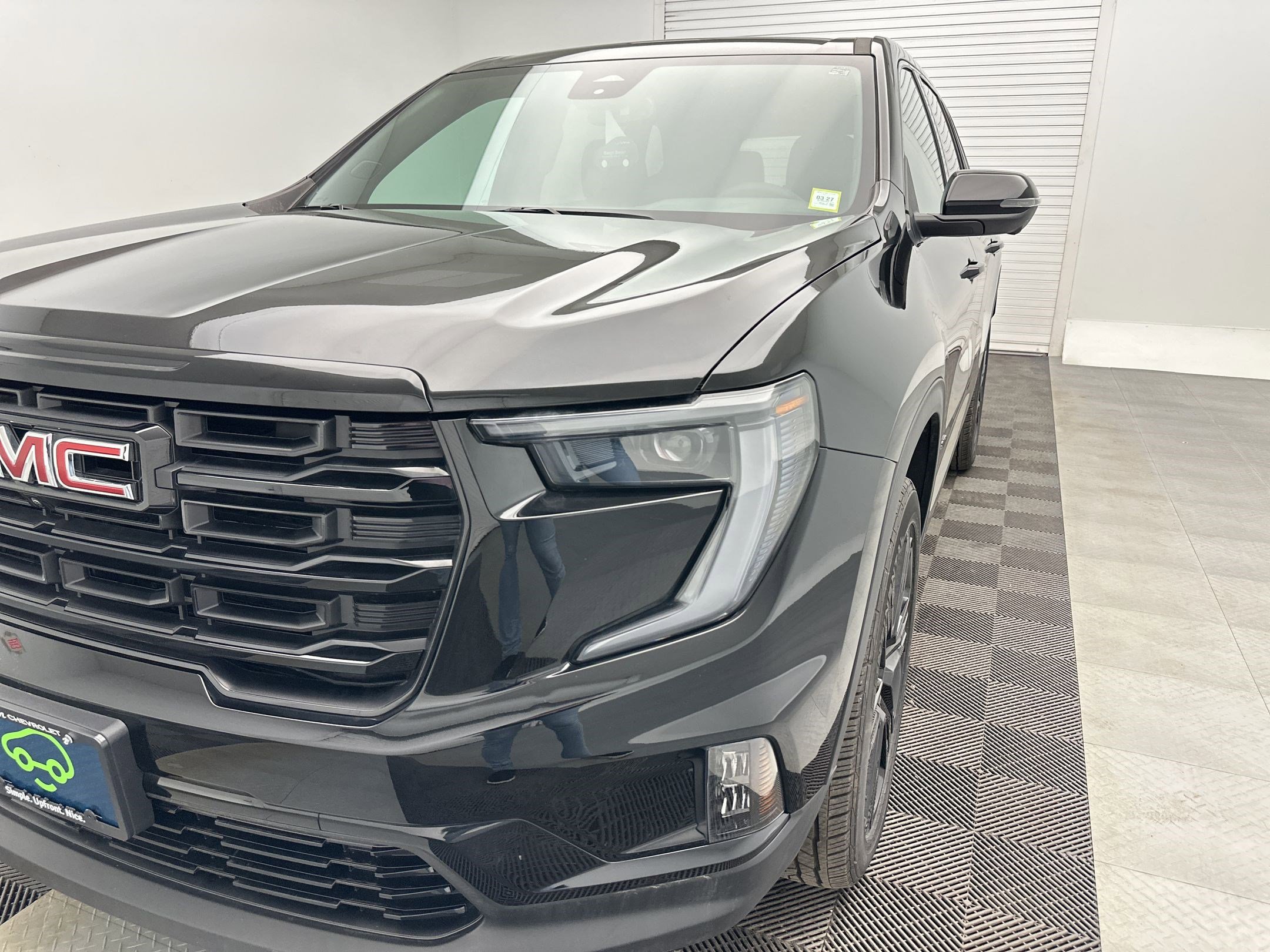 Used 2025 GMC Acadia Elevation w/ Elevation Premium Package image 20