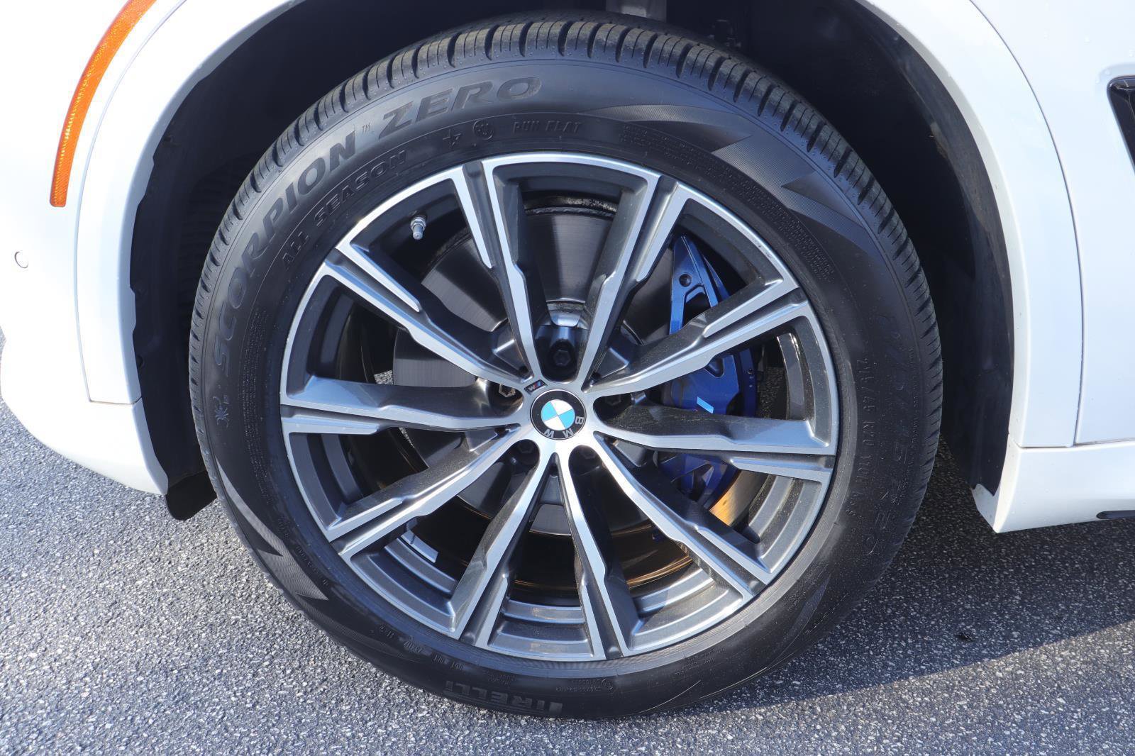 Used 2022 BMW X5 xDrive40i w/ M Sport Package image 42