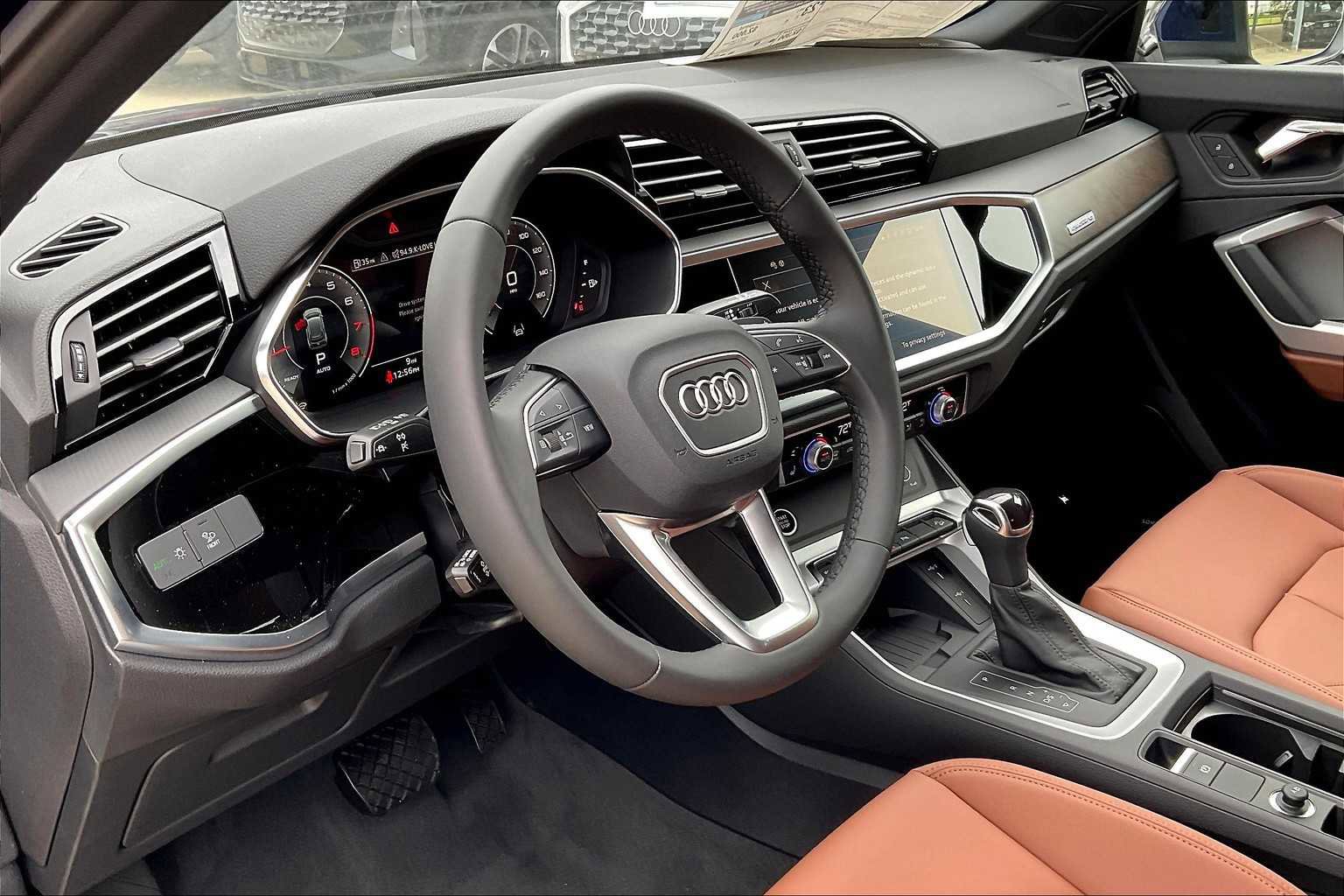 Used 2025 Audi Q3 2.0T Premium Plus w/ Premium Plus Package AWD/4WD image 8