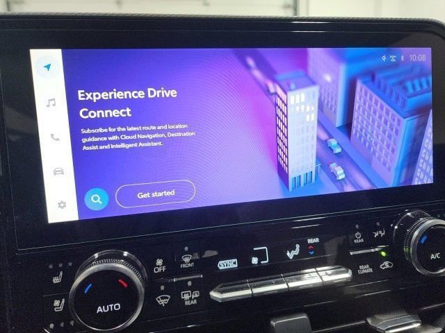 Used 2024 Toyota Highlander Platinum image 34