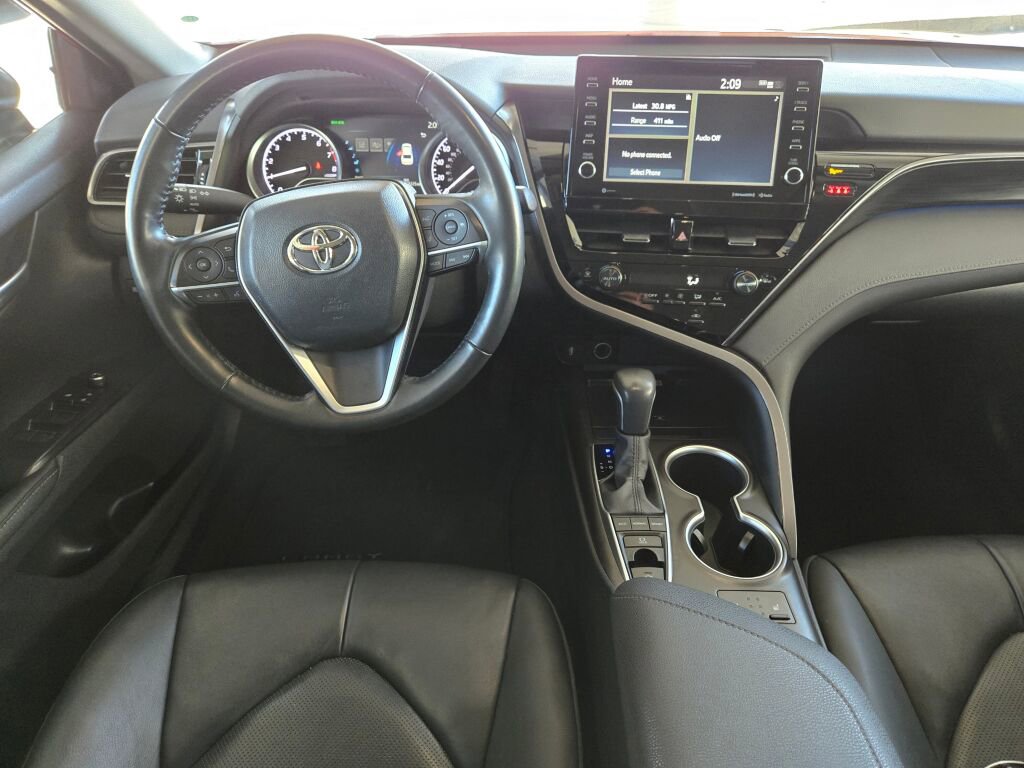 Used 2023 Toyota Camry XLE w/ Cold Weather Package FWD image 11