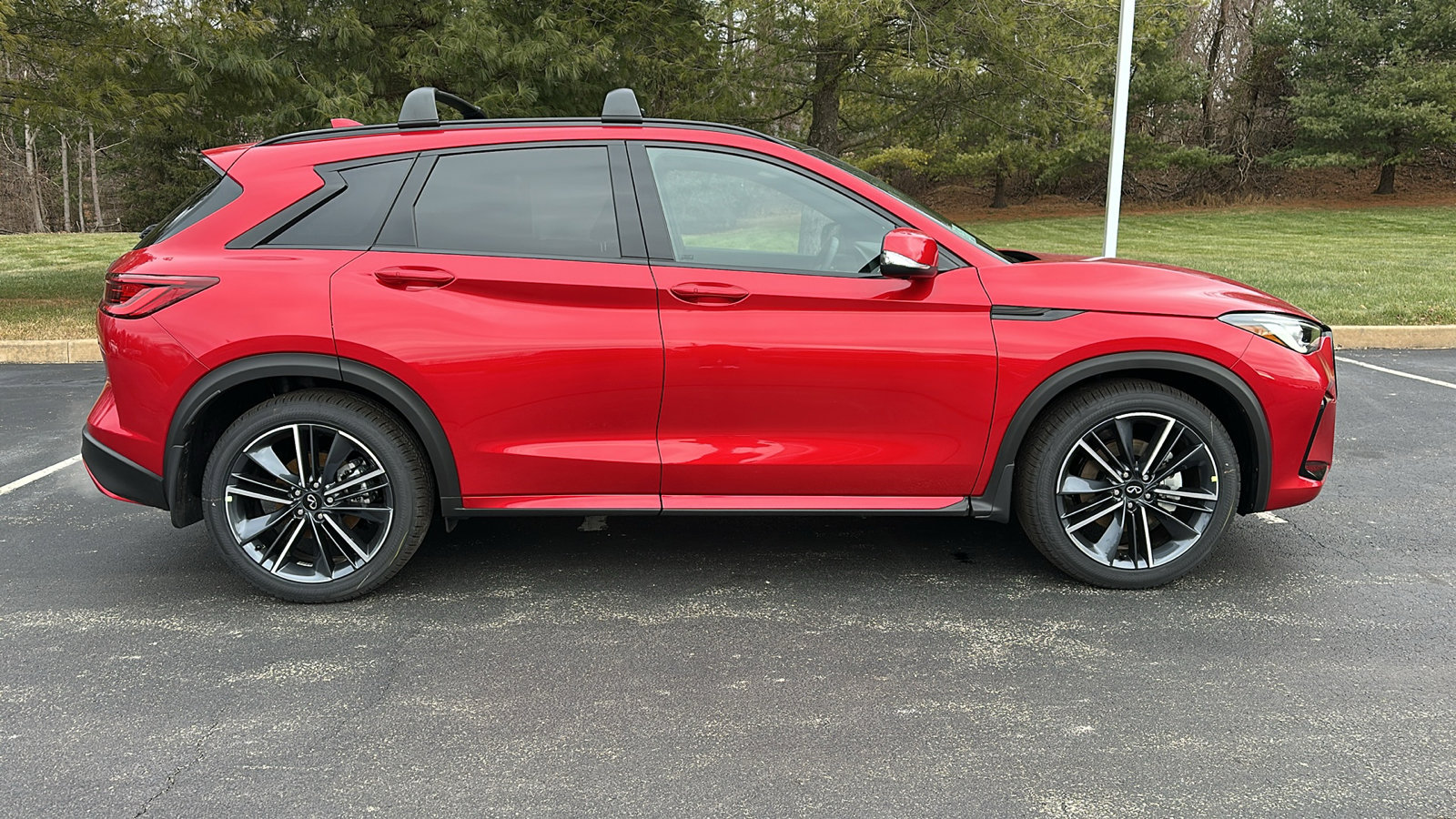 New 2025 INFINITI QX50 Sport w/ Cargo Package image 13