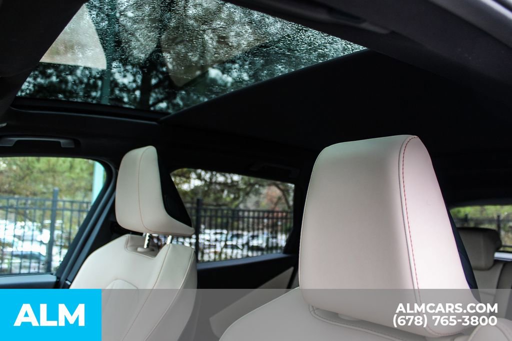 Used 2025 BMW X3 xDrive30i w/ M Sport Package image 22