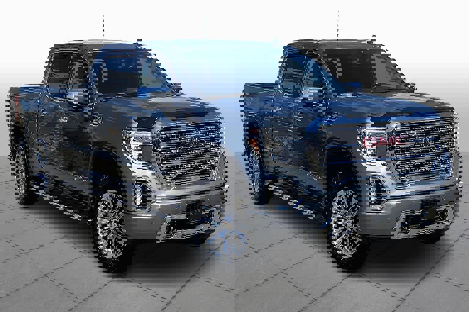 Used 2022 GMC Sierra 1500 Denali w/ Driver Alert Package II image 3