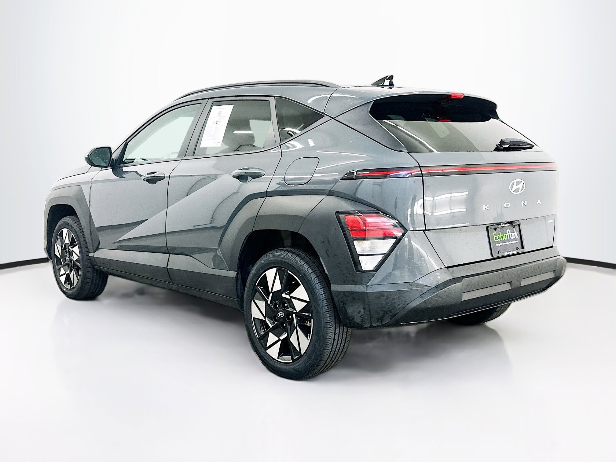 Used 2025 Hyundai Kona SEL AWD/4WD image 5