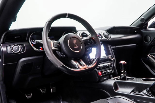 Used 2017 Ford Mustang Shelby GT350 image 4